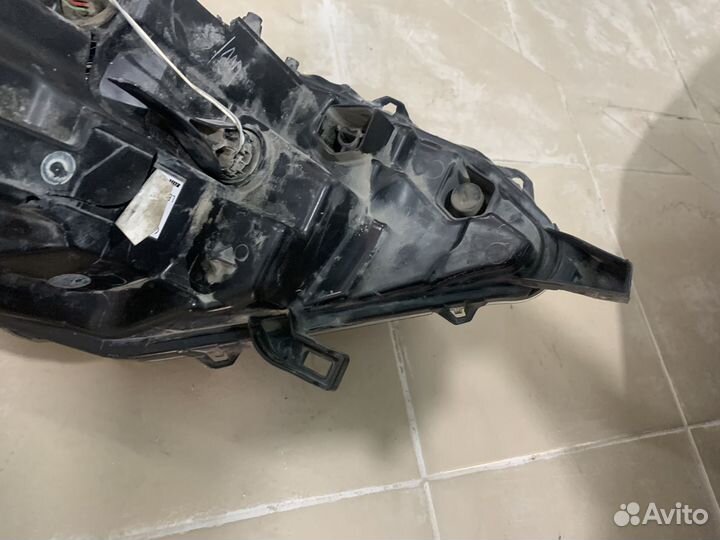 Фара правая nissan qashqai j-11 led