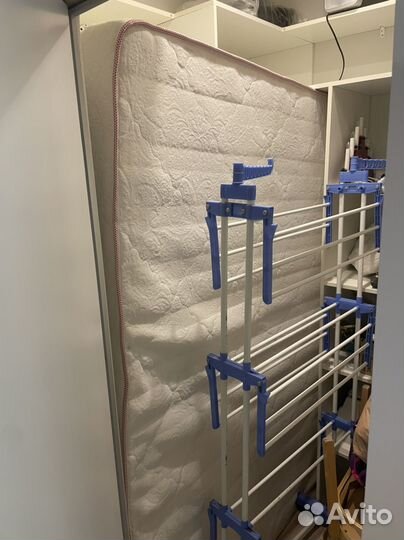 Матрас 140х200 бу