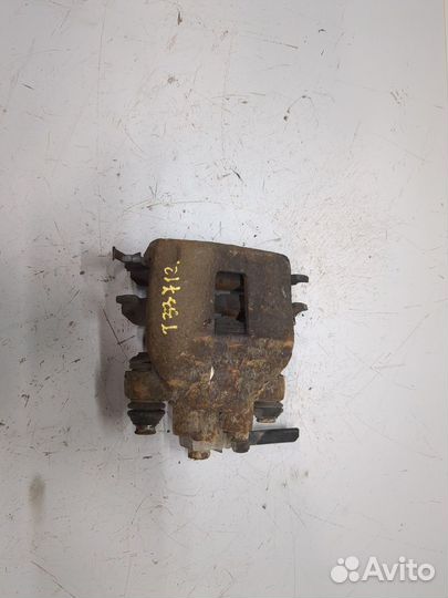 Суппорт Jeep Grand Cherokee, 1998