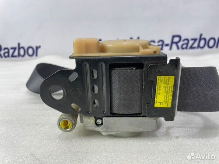 Ремень безопасности с пиропатроном передний правый