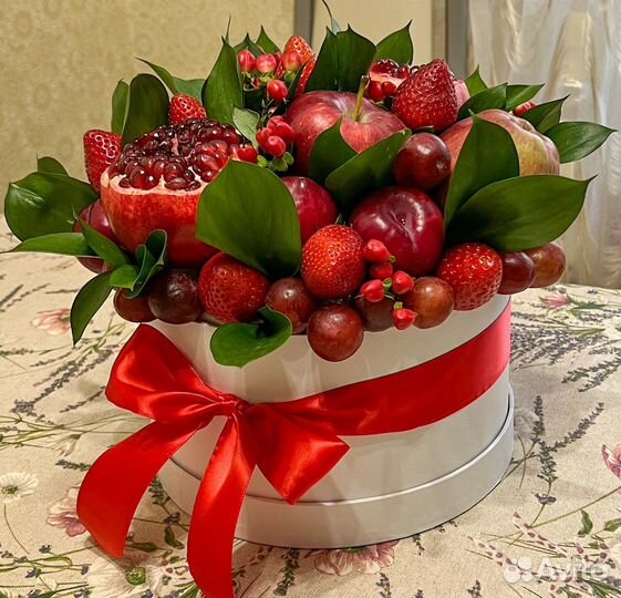 Фруктовые букеты, ягодные букеты