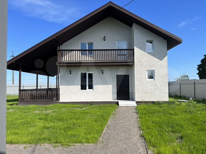 Коттедж 174 м² на участке 8 сот.