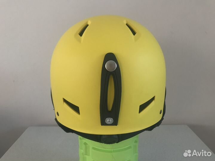 Горнолыжный шлем M L новый