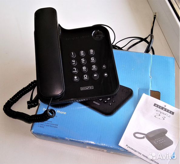 Стильный стационарный телефон