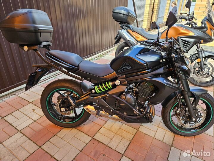 Kawasaki ER-6n Ninja