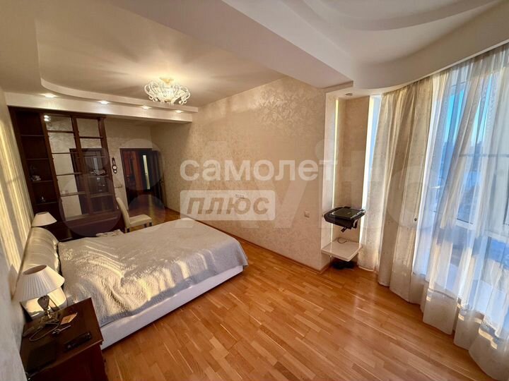 2-к. квартира, 96,4 м², 14/25 эт.