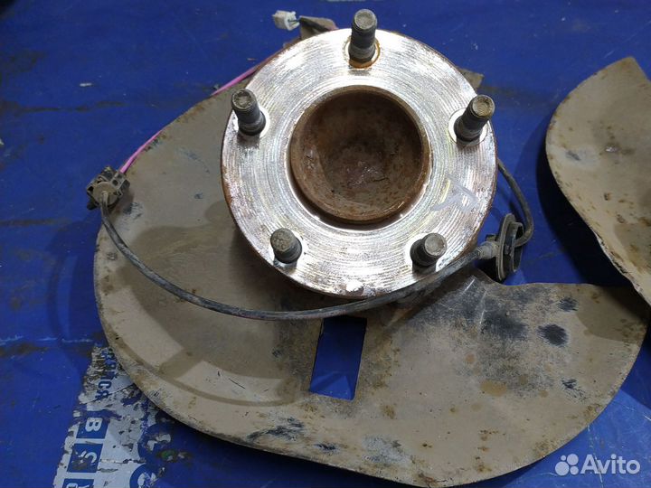 Задние ступицы Мазда 3 бм