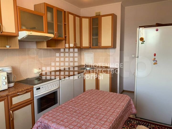 2-к. квартира, 70 м², 5/12 эт.