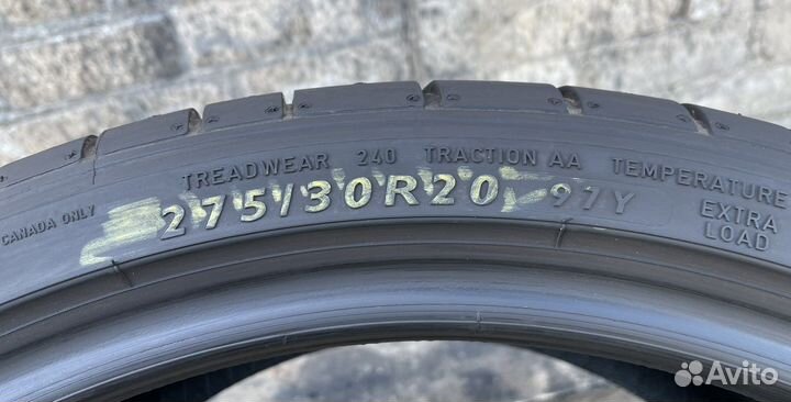 Dunlop SP Sport Maxx GT 275/30 R20
