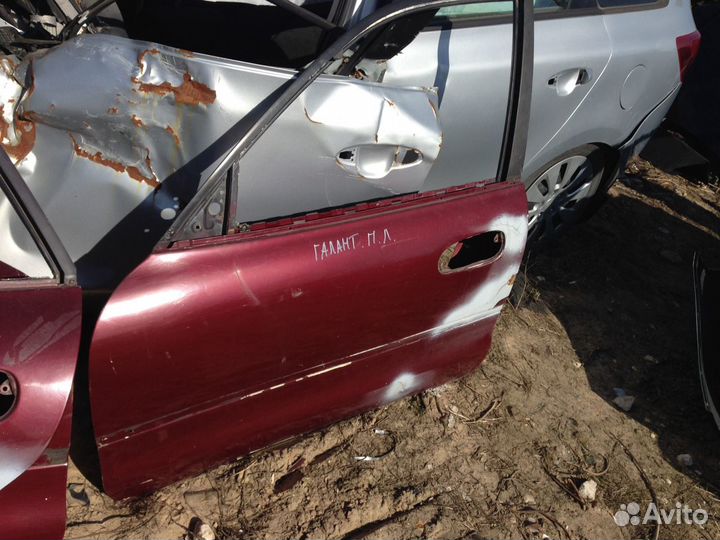 Дверь передняя левая Mitsubishi Galant 7