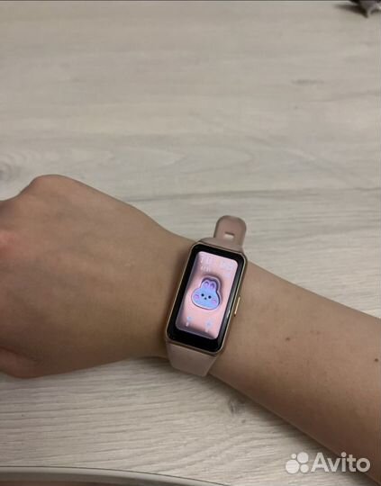 Фитнес браслет huawei band 6