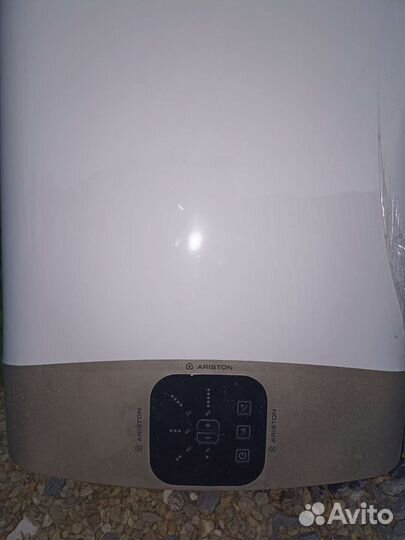 Водонагреватель ariston 100