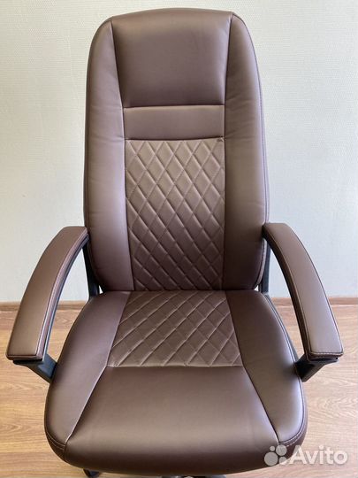 Офисное кресло. Удобное
