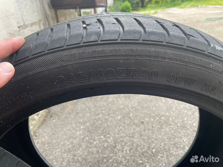 Winrun R350 245/40 R20
