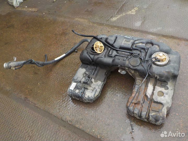 Бензобак BMW X5 e 70