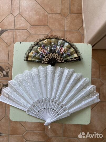 Веера дамские новые
