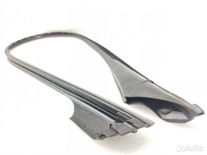 Уплотнитель двери передний левый Bmw 5-Series F10