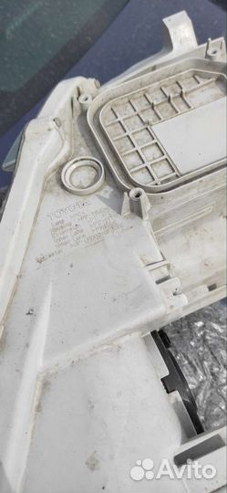 Фара toyota camry 40