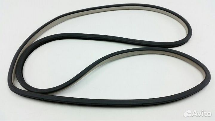 Уплотнение дверное заднее правое Nissan Patrol Y62