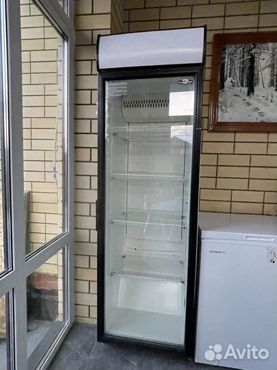 Холодильная витрина бу