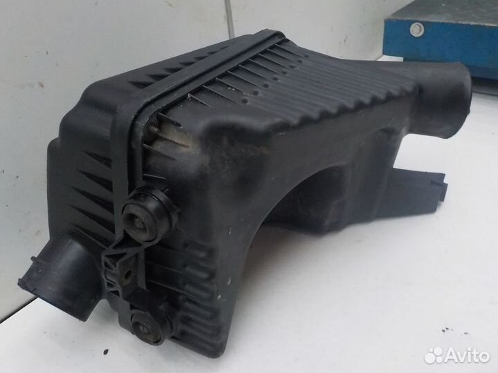 Корпус воздушного фильтра Chevrolet Lacetti 2004