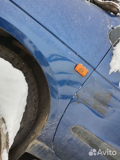 Крыло переднее левое Renault Megane Scenic 1 сцени