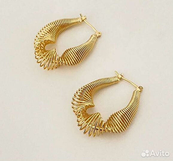 Серьги кольца модные обручи золотистые