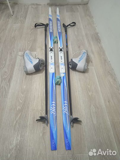 Беговые лыжи