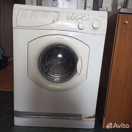 Стиральная машина бу ariston, на запчасти