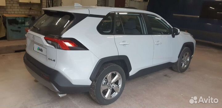 Toyota RAV4, 2022