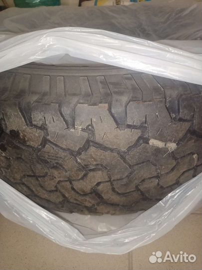 Bfgoodrich All-Terrain T/A KO2 265/70 R17