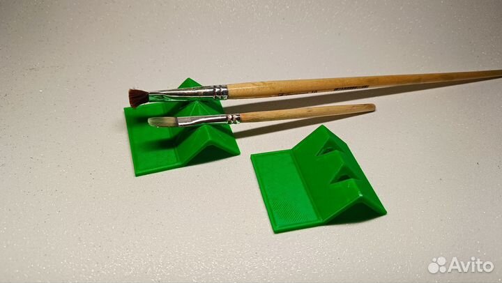 Подставка под кисточки