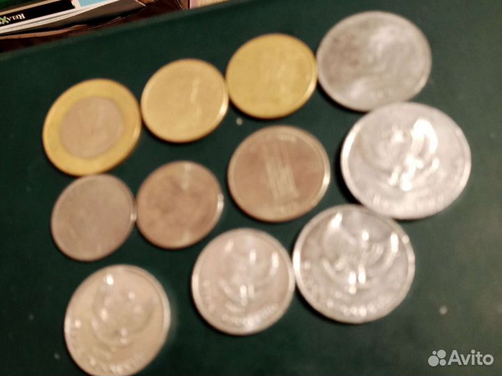 Монеты Индии и Индонезии