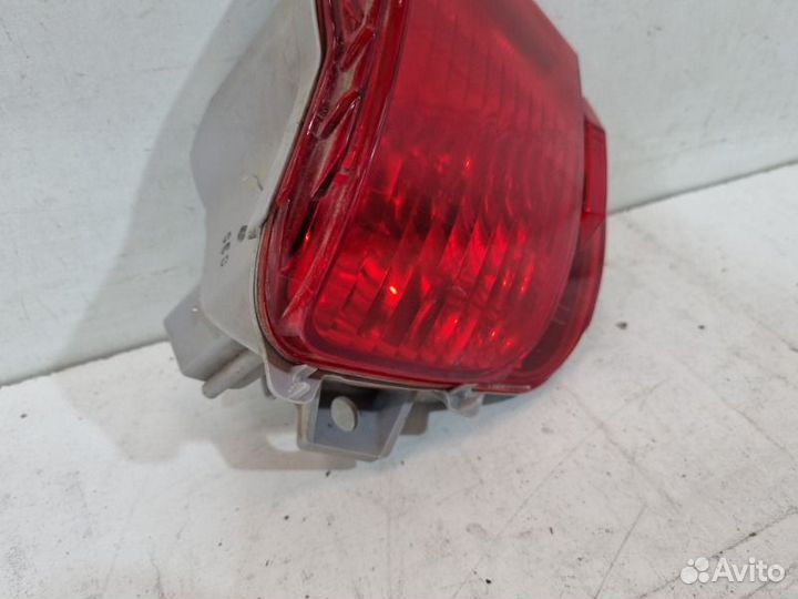 Фонарь противотуманный задний левый Toyota Land