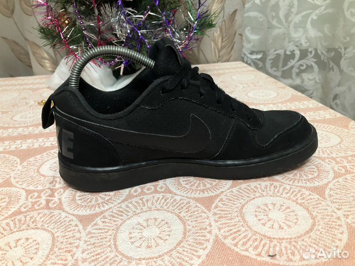 Кроссовки nike court