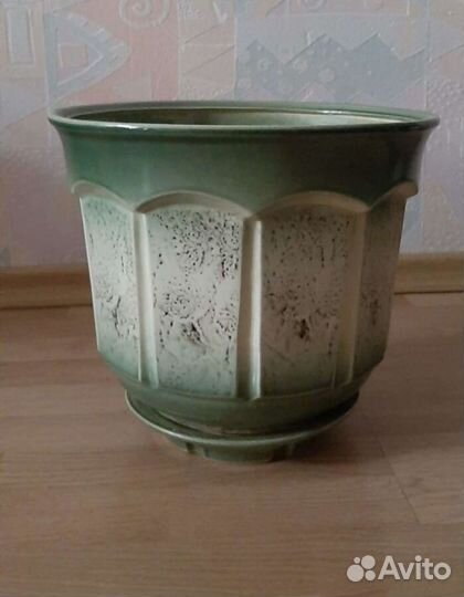 Цветочный керамический горшок