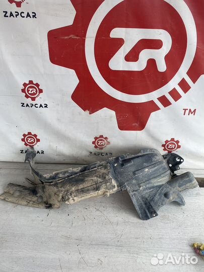 Toyota Land Cruiser 200 Локер передний