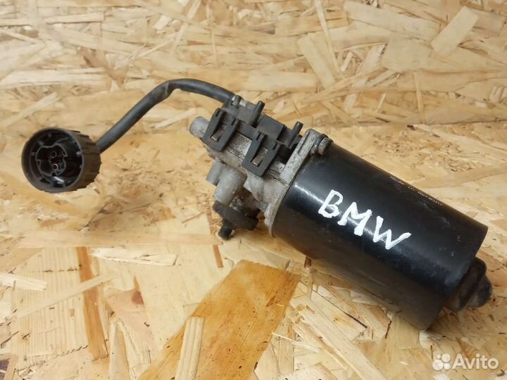 Моторчик переднего дворника BMW E36