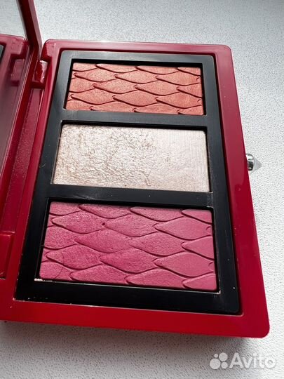 Christian louboutin палетка для лица