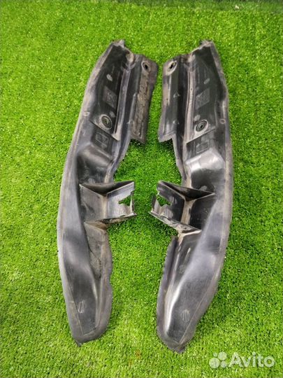 Пыльник крыла передний Volkswagen Passat B5