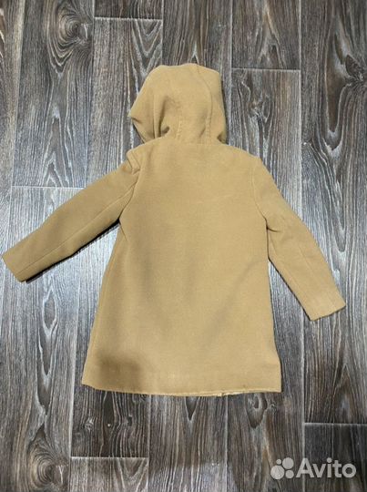 Пальто на девочку