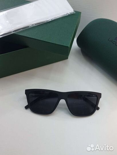 Солнцезащитные очки мужские Lacoste