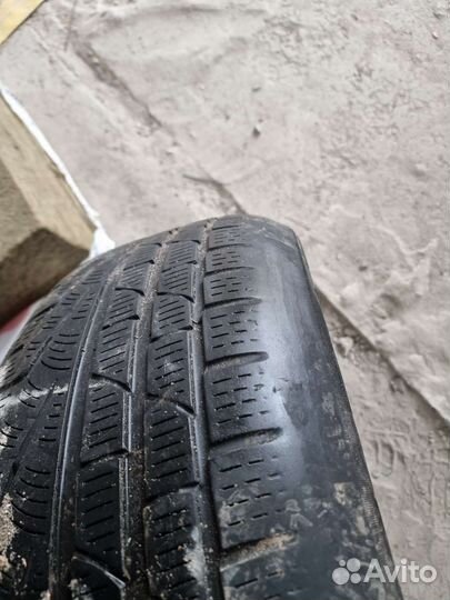 Pirelli Winter 210 Performance 225/50 R17