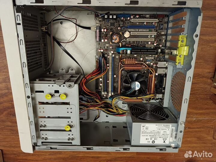 Системный блок на Striker Extreme LGA775
