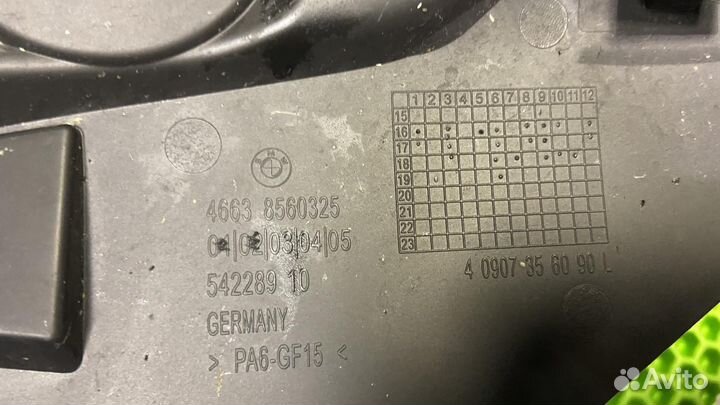 Держатель эмблемы Л BMW