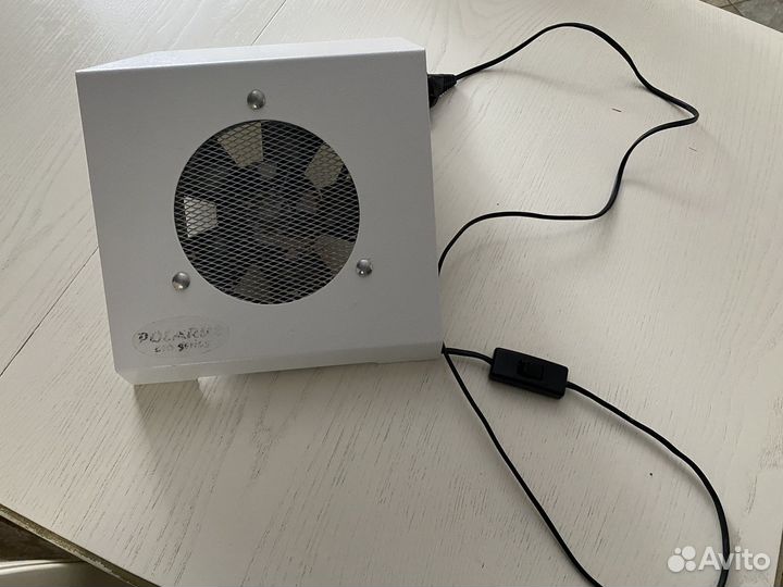 Мощный маникюрный пылесос