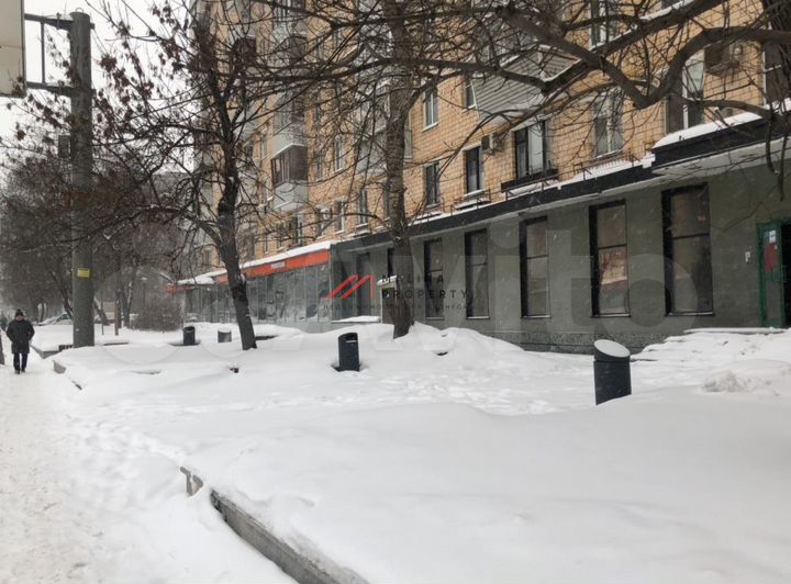 Сдам торговое помещение, 350 м²