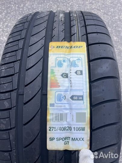 Dunlop SP Sport Maxx GT 275/40 R20 и 315/35 R20 106W