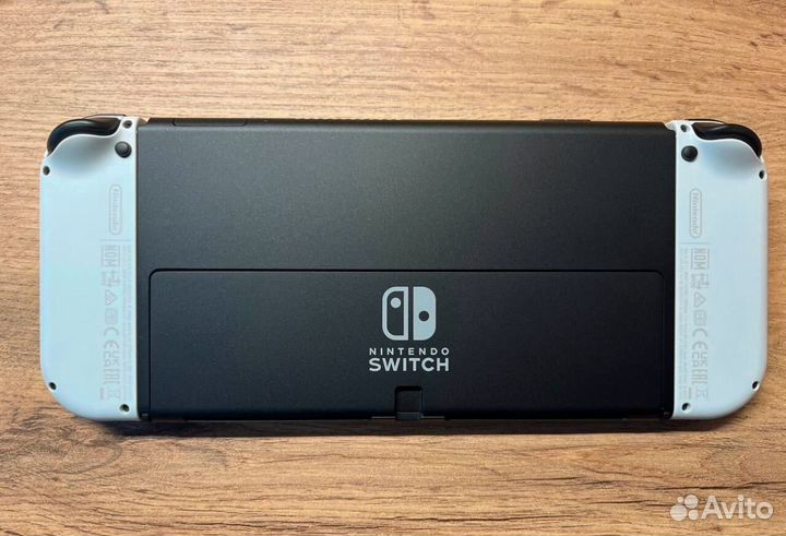 Nintendo switch oled Новая