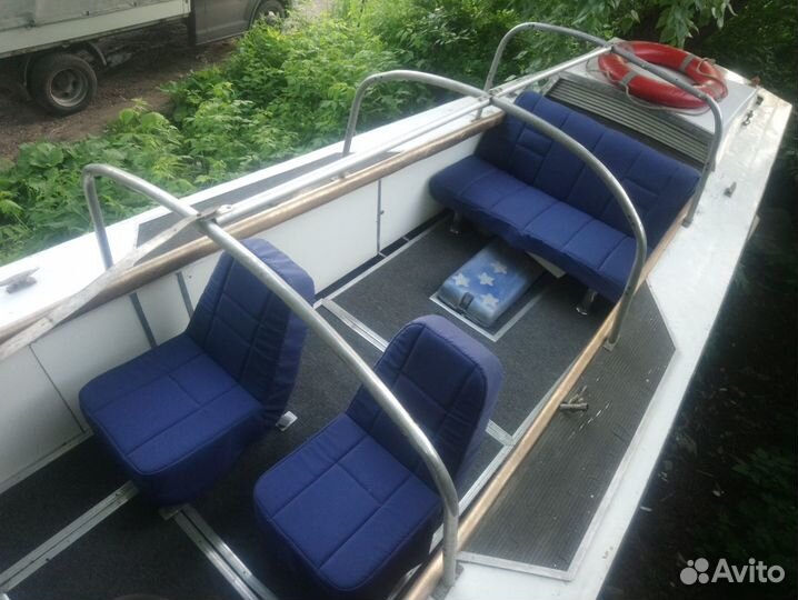 Катер Волга